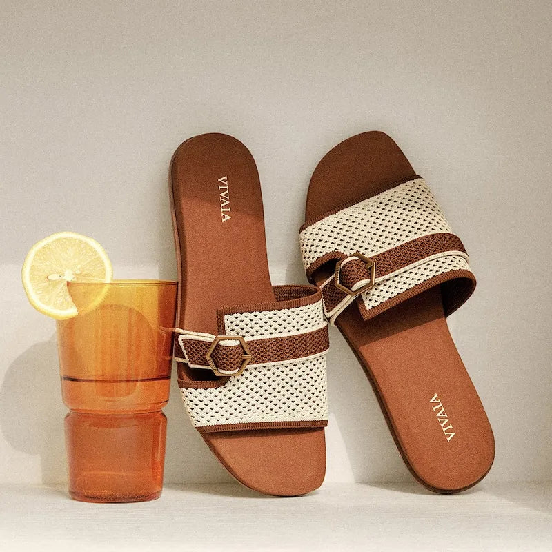 Square-Toe Flat Sandals (Delia)