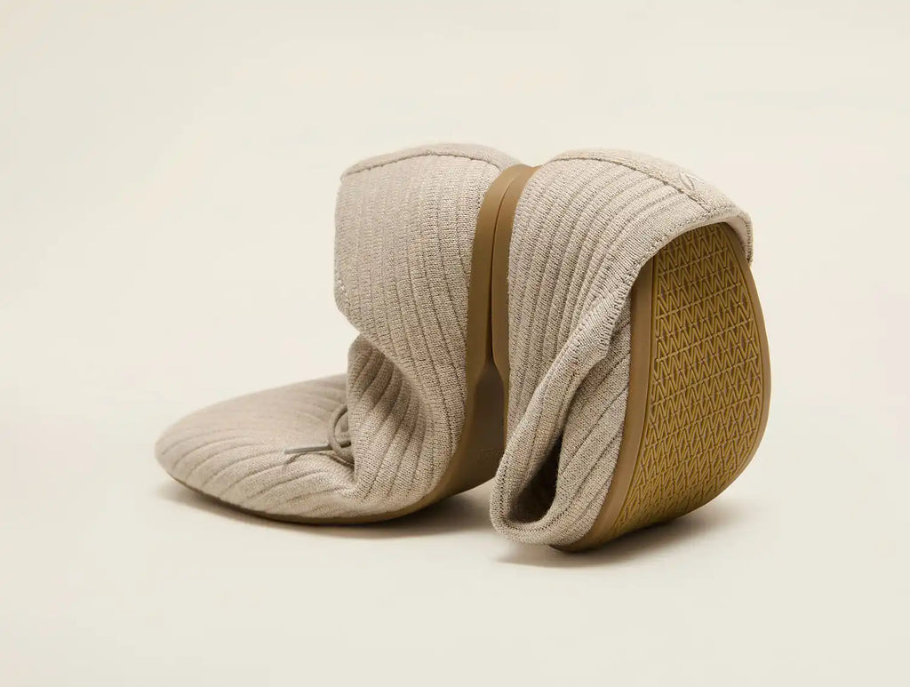 Square-Toe Derby Flats (Cheslea)