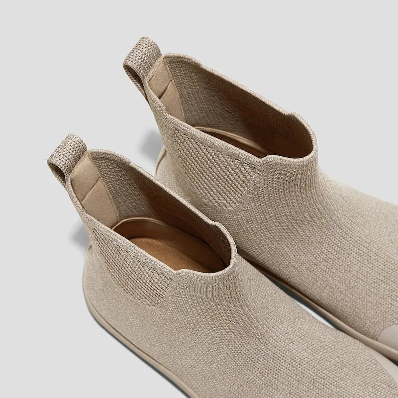Round-Toe Barefoot Sneakers (Milo)