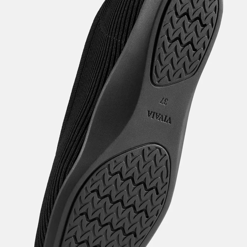 Lightweight Square-Toe V-Cut Flats (Margot Walker)