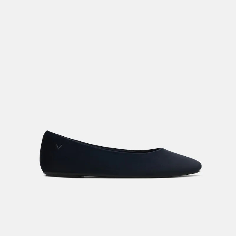 Mini Square-Toe Velvet Flats (Jazura)