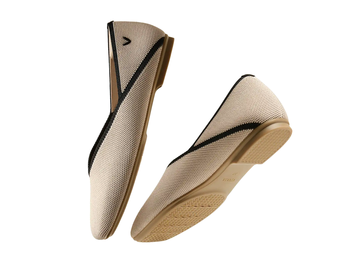Square-Toe Flats (Maro)