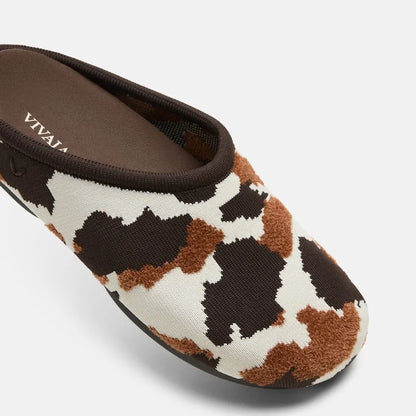 Round-Toe Clog Mules (Buna)